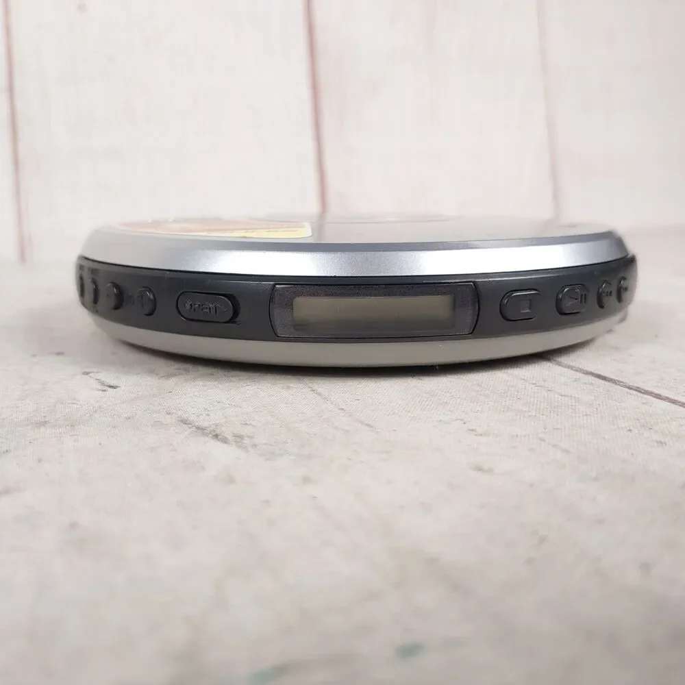 PARTS ONLY - Vtg Sony Walkman D-EJ011 Portable CD Player Silver G-Protection